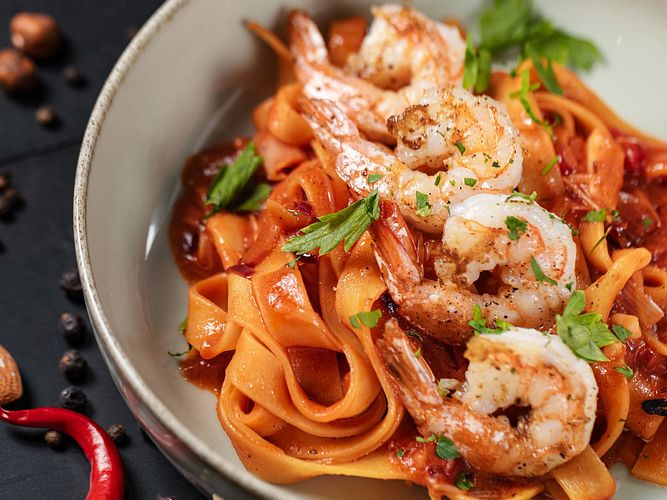 Tagliatelle z krewetkami